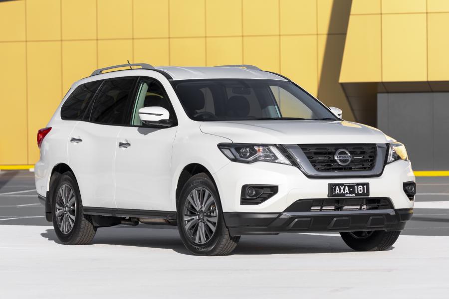  Nissan Pathfinder ST (R52) 2017 года  (AU) (фото 15 из 40)